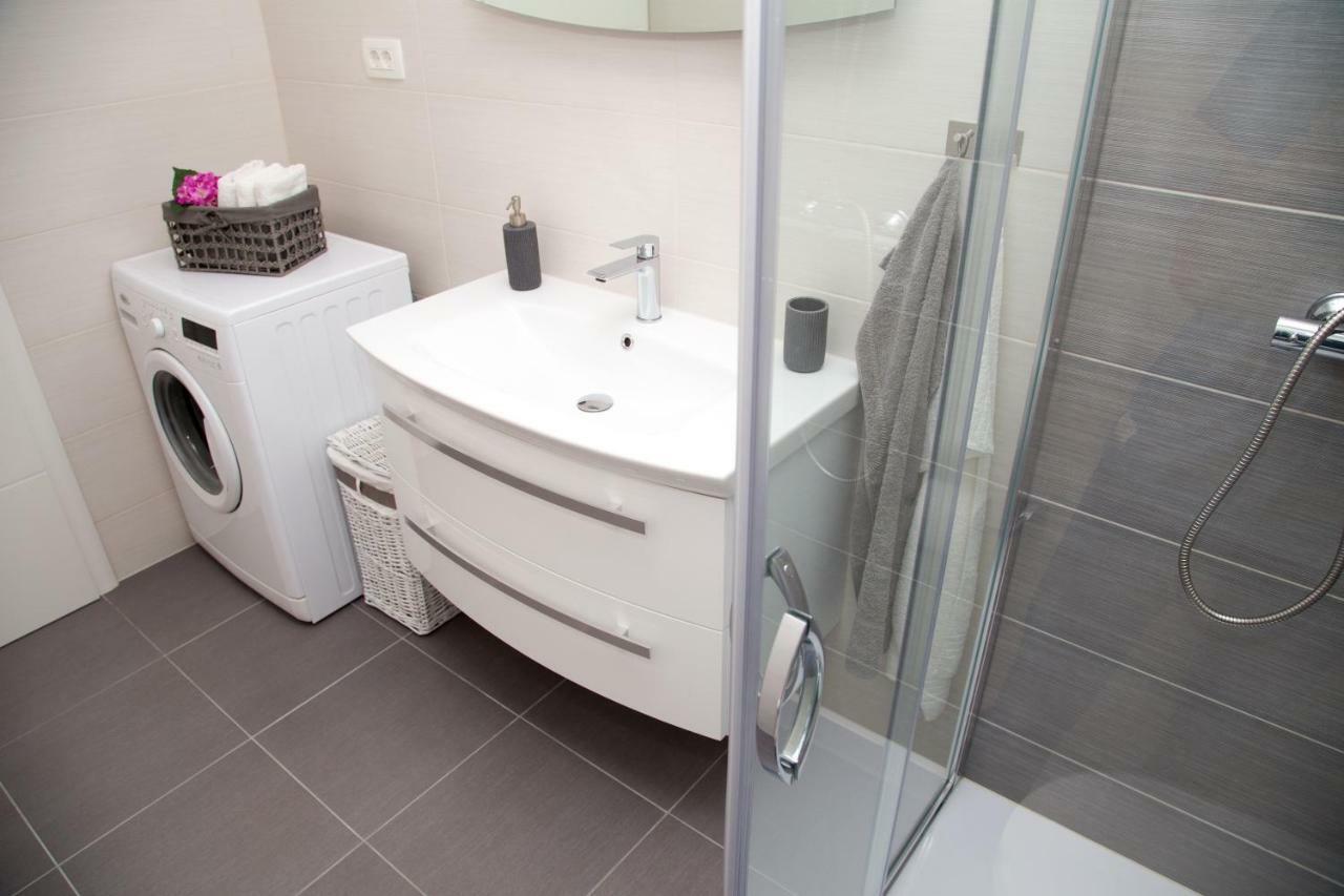 Apartman Topic Appartement Kaštela Buitenkant foto