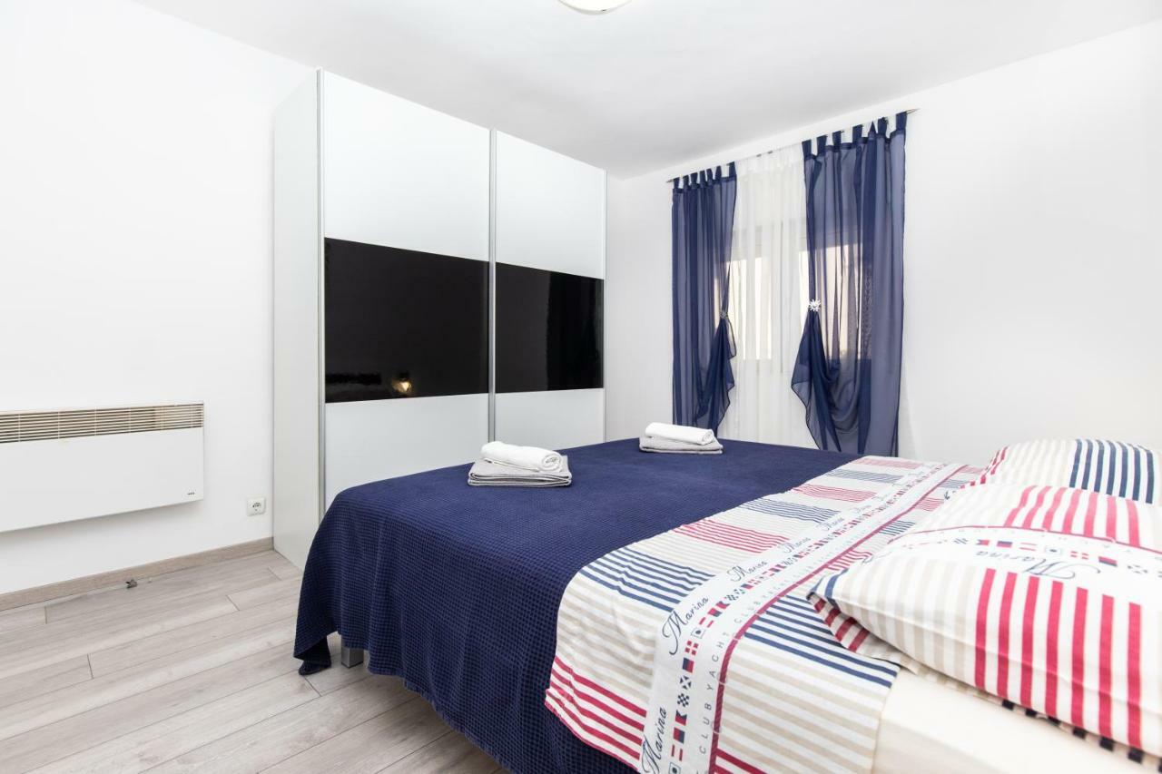 Apartman Topic Appartement Kaštela Buitenkant foto